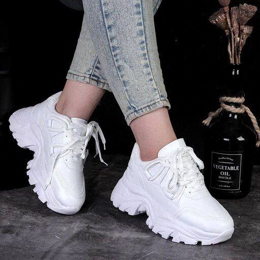 کفش کتونی لژدار