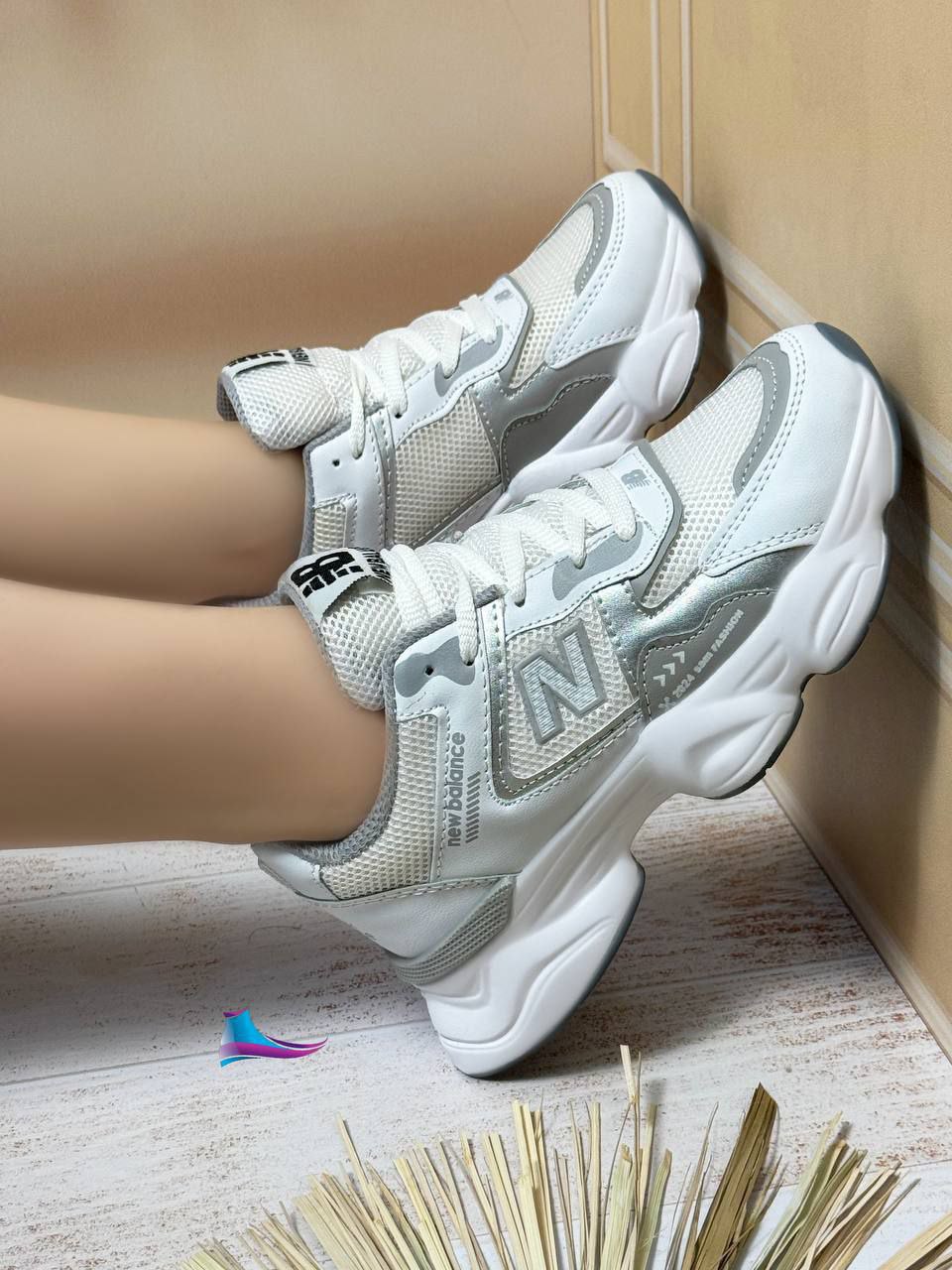 کفش کتانی ورزشی نیوبالانس مدل 574